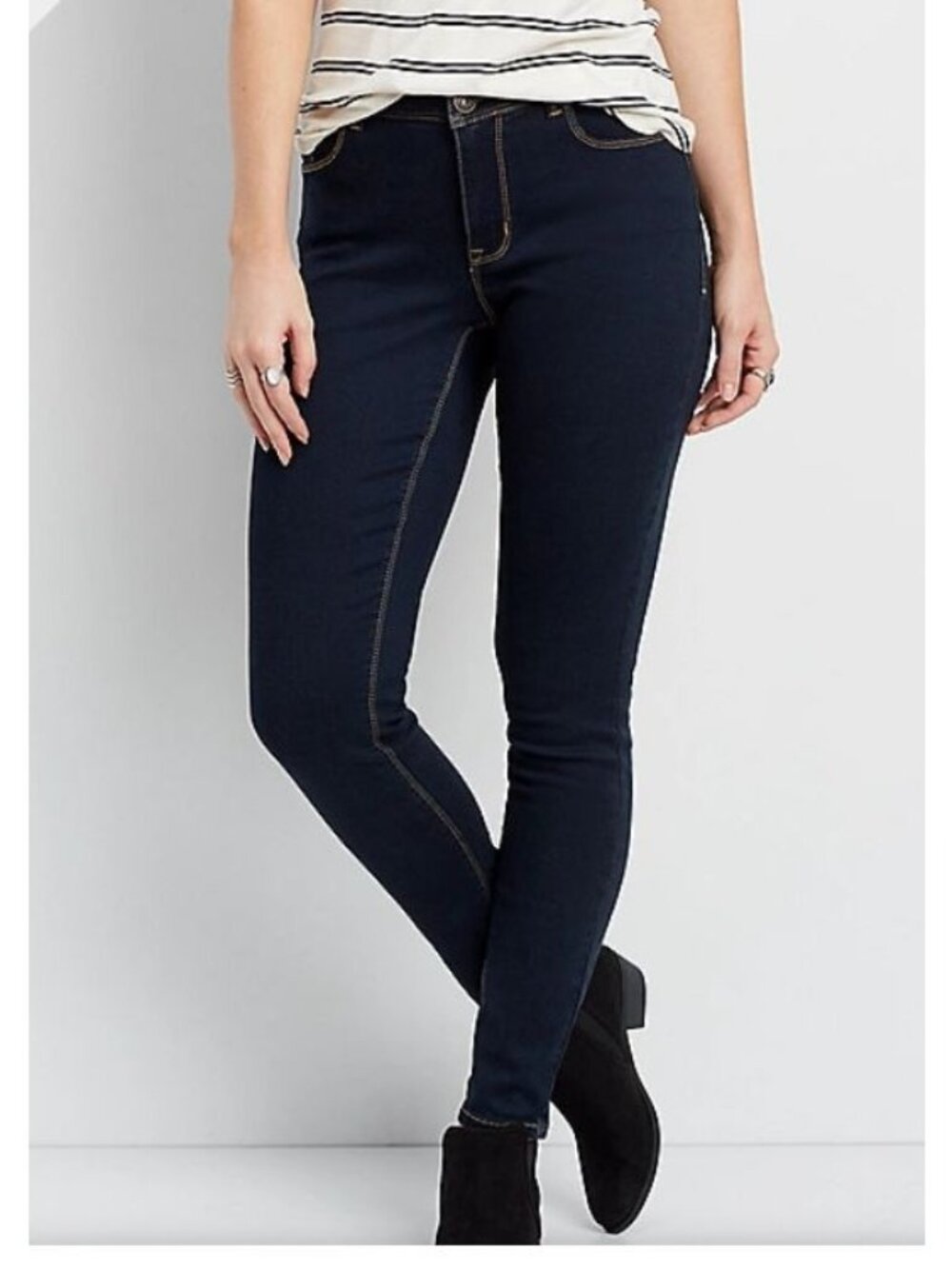 Maurices Skinny Denim Jeans Mid Rise Blue Medium Dark Wash Cotton Blend Retro